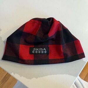 Skida Red and Black Plaid Kids Beanie